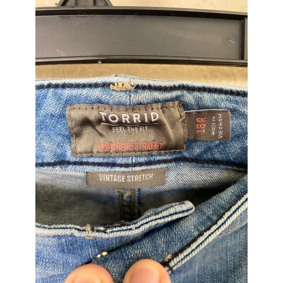 Torrid Womens 18R Distressed Boyfriend Straight Vintage Stretch Blue Denim Jeans - Picture 3 of 8